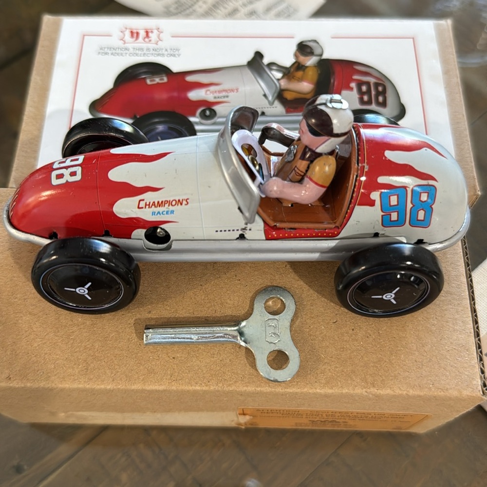 Champion's Racer Model Car - Picture 2 of 2